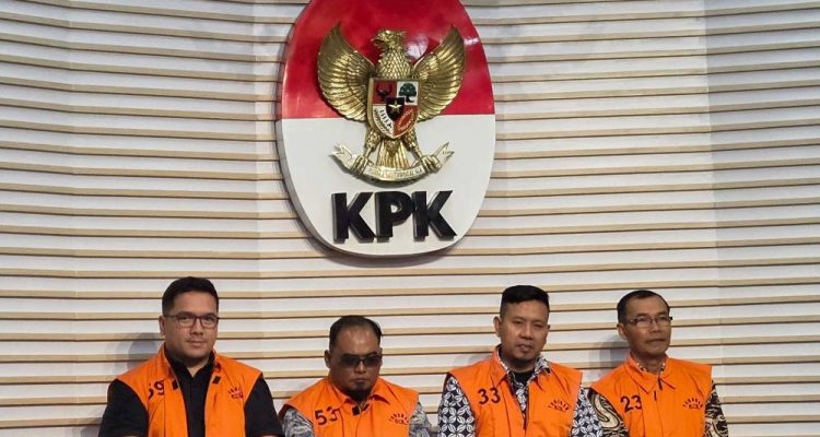 image_1759434656615_rhbaib