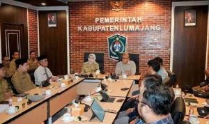 bupati-lumajang4
